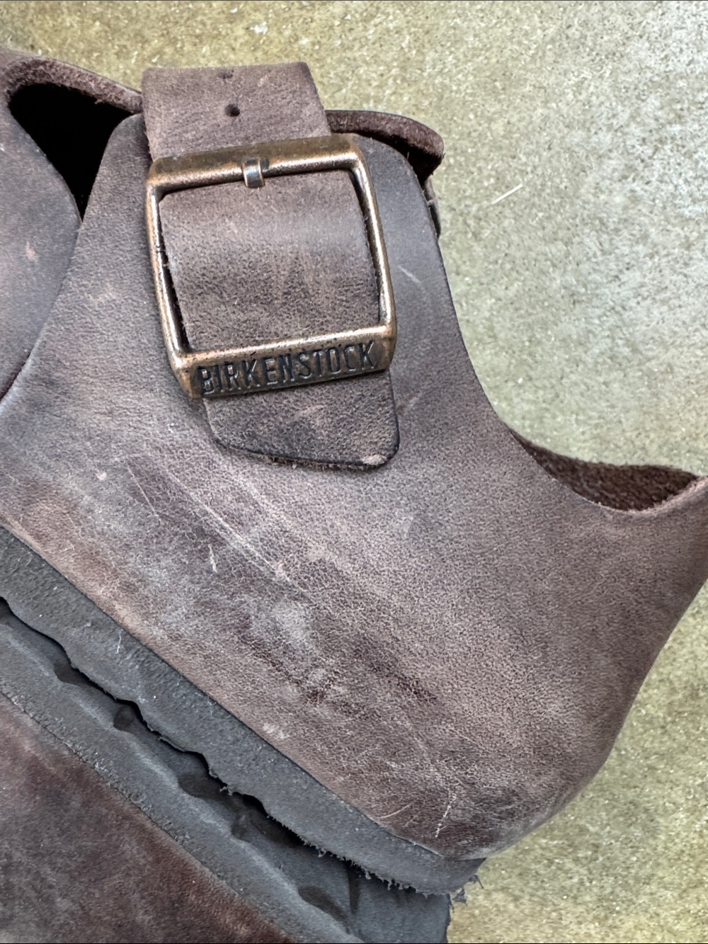 Birkenstock London Brown oiled  Slip-On Clog  shoe with Buckle
Size: 38 - Picture 5 of 11